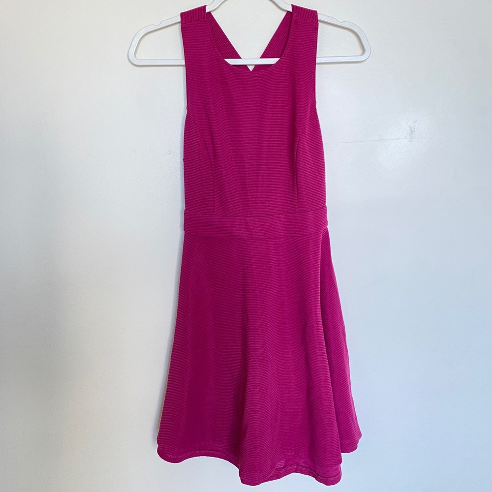 Criss Cross Open Back Dress Forever 21 - Picture 3 of 9